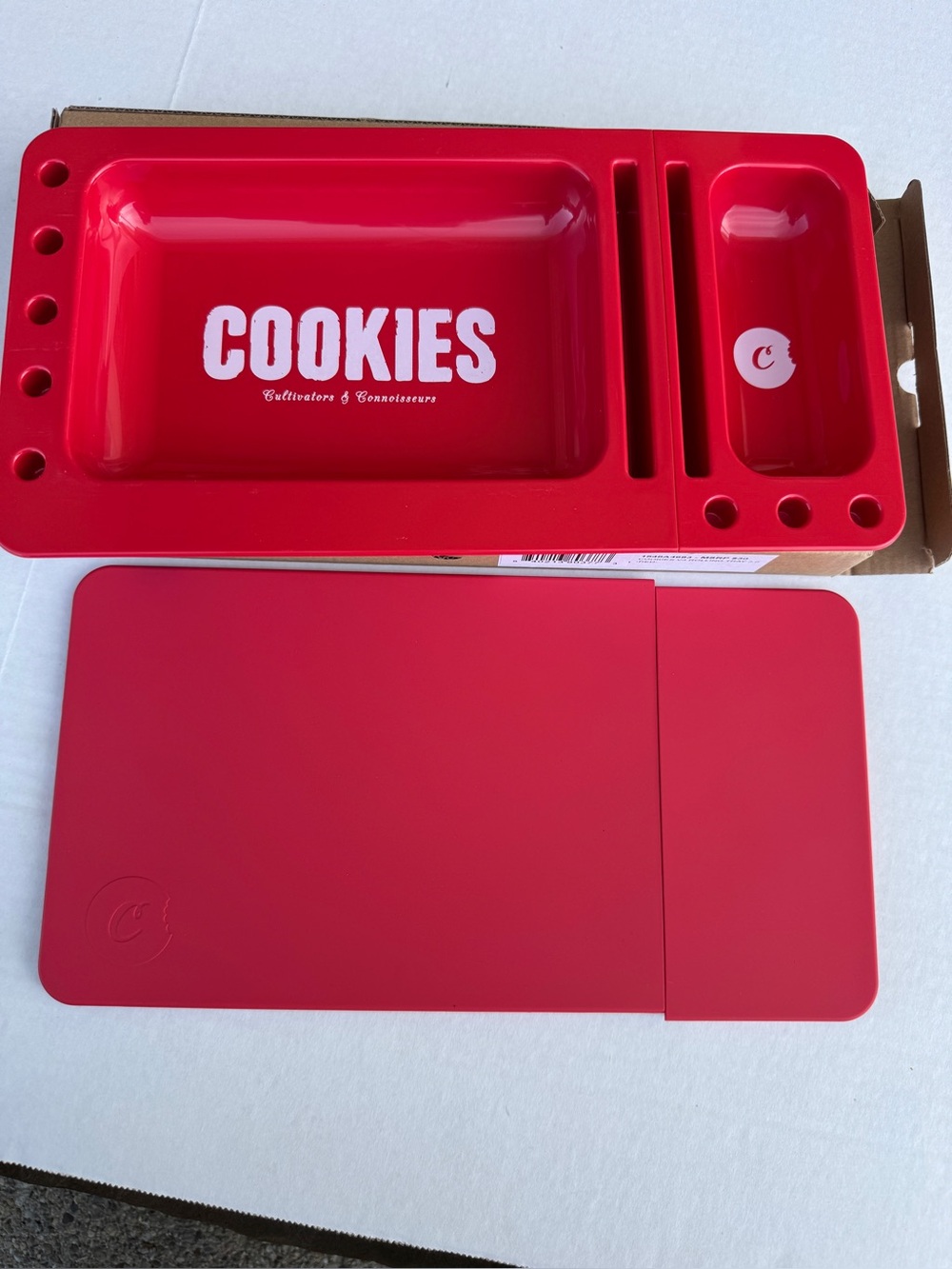 Cookies V3 Tray with lids.
